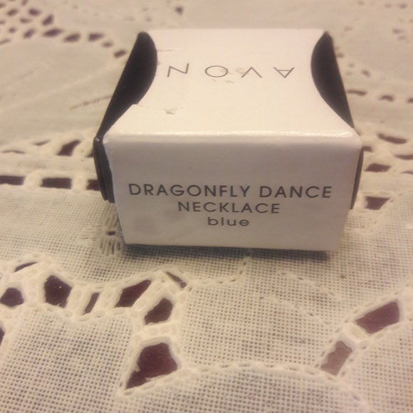 3x$18 Dragonfly Dance Necklace Green-like - Picture 5 of 8